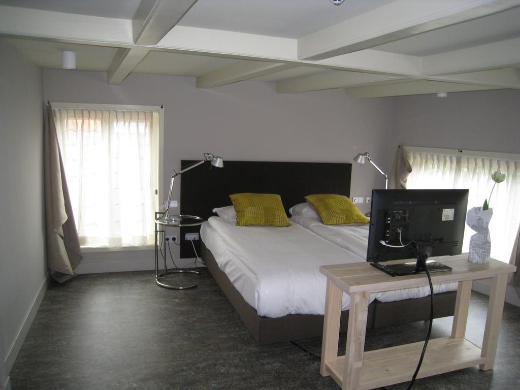 Hotel Harlingen Habitación foto